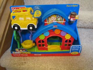 Fisher Price Little People 2008 Play N Go Anniversary School House