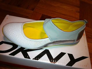 New Womens DKNY Lorraine Shoes Fashion Sneakers SlipOn Flats Size 7.5 
