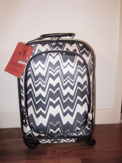 21 SPINNER CARRY ON LUGGAGE BY MISSONI FOR TARGET BLACK AND WHITE ZIG 