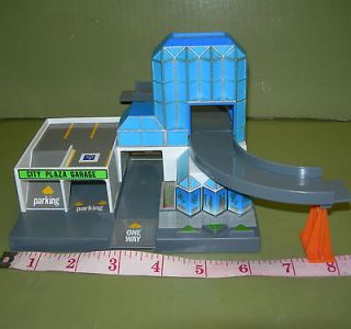 GALOOB Toys 1991 Micro Machines CITY PLAZA Hiways & Byways PlaySet Set