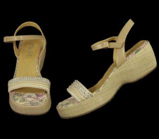 New Mudd Leesie Girls Tan Platform Sandals Shoes Size Youth 5 M