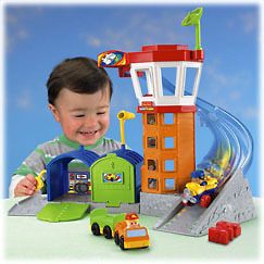 NEW Fisher Price Little People Wheelies Airport AVAILABLE 9/14 