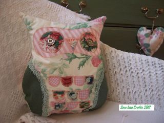 OWL CUSHION KIT vintage ditsy floral fabric & pattern easy NEW Great 