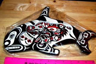 Alaska Tribal Orca Wood Puzzle with 6 pieces, beautiful, hand painted