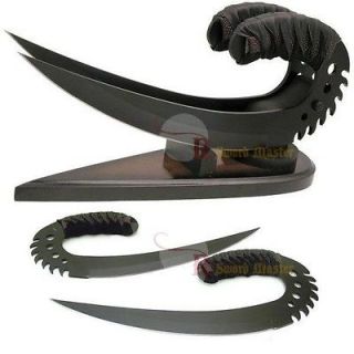 12 Claws of Riddick Dagger Knife Chronicles of Riddick with Stand 