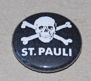 fc st pauli skull and crossbones 25mm badge football time