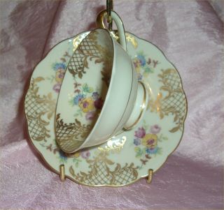 Konigl.Pr.Tett​au Floral & Golden Design Tea Cup / Saucer Set