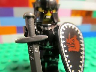 Lego EVIL KNIGHT minifigure   castle warrior gladiator   series 7