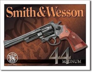 Vintage Smith & Wesson 44 Magnum Pistol Revolver Gun Logo Metal Tin 