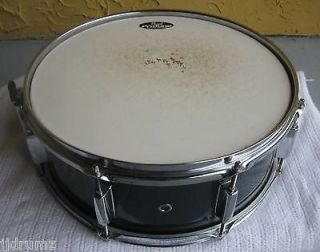 Pearl Forum Series 14 x 5.5 Snare Drum Smokey Chrome Gray Shell