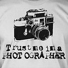 Trust Me Photographer Retro Camera Photography Photos Cool Geek Shirt 