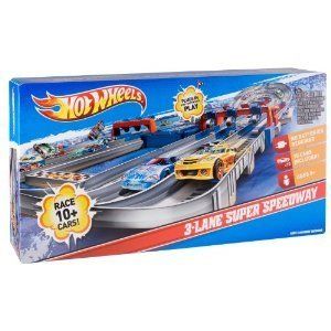 HOT WHEELS 3 LANE SUPER SPEEDWAY race track 10 CARS NEW IN BOX