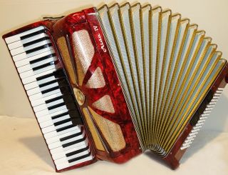 Rare Beautiful Piano Accordion AIDA IV Lignatone made in 