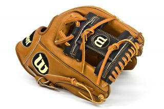 Wilson 2013 A2000 1786ST Baseball Glove Right Hand Thrower Tan & Black 