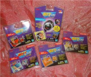   Hit Clips Earphone Music Player w Aaron Carter 5 Clippable Micro Mixes