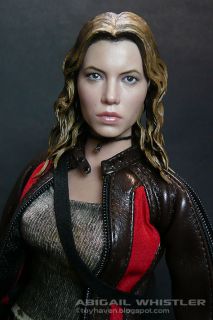 Heres another close side profile of Hot Toys Abigail Whistler