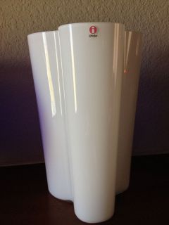 iittala Alvar Aalto Finlandia White Vase   10 (MODEL AA004199)