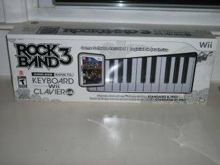 Rock Band 3 Wireless Keyboard and Game Bundle Wii New