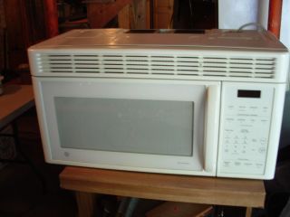 GE SPACEMAKER Microwave Over Range Cabinet Mounted White Local P U 