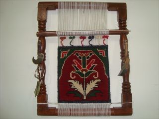 Flowral Genuine Wooden Hand Made Rug Loom Hand Knotted