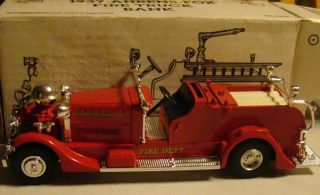 Ertl 1937 Ahrens Fox Fire Truck Bank