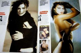 Julia Roberts , 4 pages with 6 photos by H. Ritts