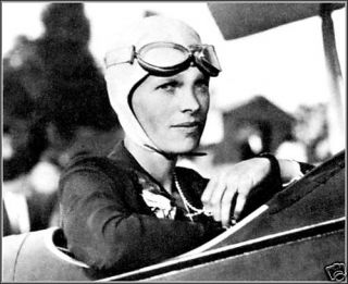 Photo Amelia Earhart in Training Plane Boston 1926