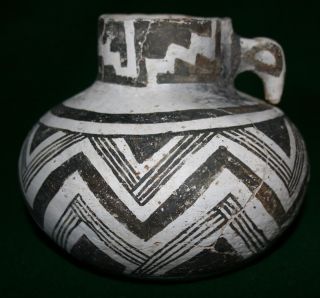 Anasazi / Mogollon Pottery   Pinedale Black on White Dog Head Effigy 