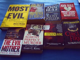 Lot of True Crime Books Lot of 8 Some Ann Rule Sale