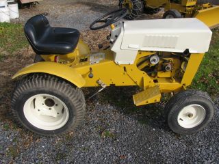  Custom 8E 1972 Garden Tractor with Lawn Mower Deck