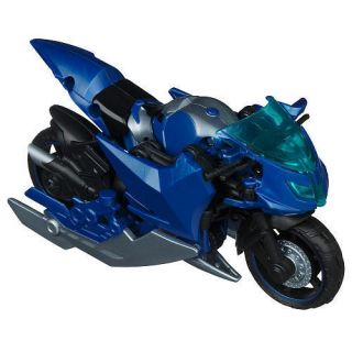Transformers Prime Deluxe Action Figures   Arcee