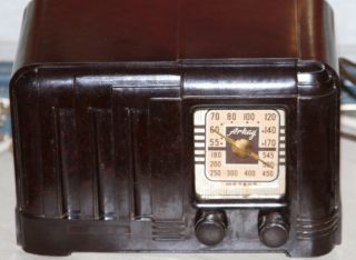 Vintage Old 1940s Arkay 5SE Tube Radio Bakelite Case Fabulous Antique 