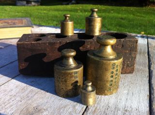 UNUSUAL ANTIQUE BRASS WEIGHT SET APOTHECARY SCALE WEIGHTS W BOX