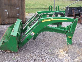 JOHN DEERE 300X LOADER ATTACHMENT 07 LOW USEAGE HARD TO FIND