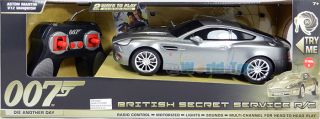   Car 1 18 James Bond 007 Goldfinger Aston Martin V12 Vanquish RC