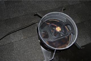 Solar powered RVOblaster Roof Attic Vent Fan w/ Black Vent for Attic 