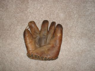 RARE 1930 Earl Averill Professional Leather Finger Baseball Glove Mitt 