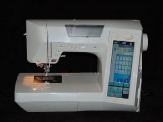 Baby Lock ellageo ESg Sewing & Embroidery Machine w/accessiores 