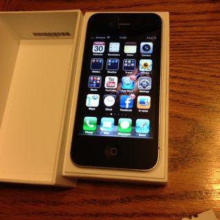 Apple iPhone 4S 16GB Black Verizon Smartphone IOS6