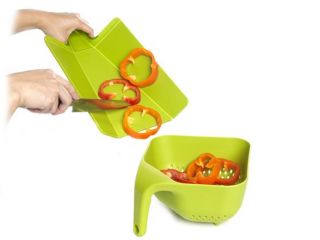 chop2pot plus chopping board and square colander