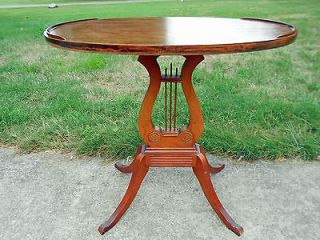 Antique Depression Era Duncan Phyfe Style Oval Top Side Table