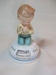 1958 napco pray every day 5 rotating two piece figurine