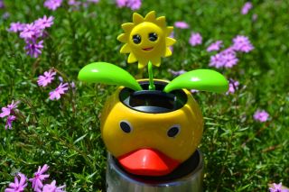 new solar power flip flap dancing toy flower cute duck