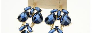 Forever 21 Fashion Gold Tone Navy Blue Stones Drops Dangle Chandelier 