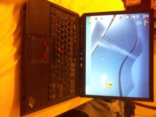 IBM ThinkPad R40 15 40 GB Pentium M 1 7 GHz 512 MB Notebook Black