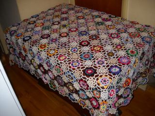 Thread Hand Crocheted Heirloom Floral Tablecloth WOW