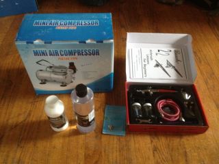 Paasche Double Action Airbrush Compressor Airbrush Medium and Cleaner 