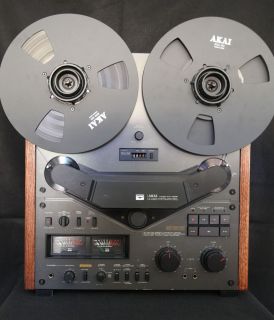 AKAI GX 636 RARE BLK REEL TO REEL TAPE RECORDER WITH 10 HUBS AND REELS