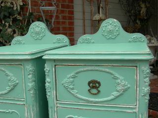 OMG SHABBY ANTIQUE NIGHTSTANDS BED TABLES CHIC WORN AQUA PAINT BARBOLA 