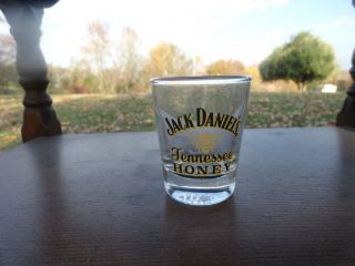 JACK DANIELS TENNESSEE HONEY SHOT GLASS  BUZZ CUP